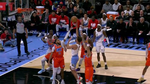 亚历山大31+5 杰伦威20+5+8 杨19+12 雷霆3人20+轻取老鹰