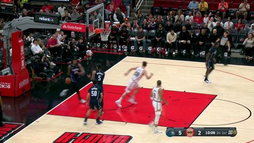 小史密斯20+7 亚当斯11前场板 班凯罗25分 火箭擒魔术迎3连胜