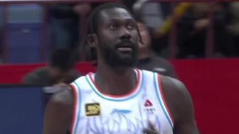 摩尔27分 盖利20+12 杰克逊32+5 山东送江苏7连败