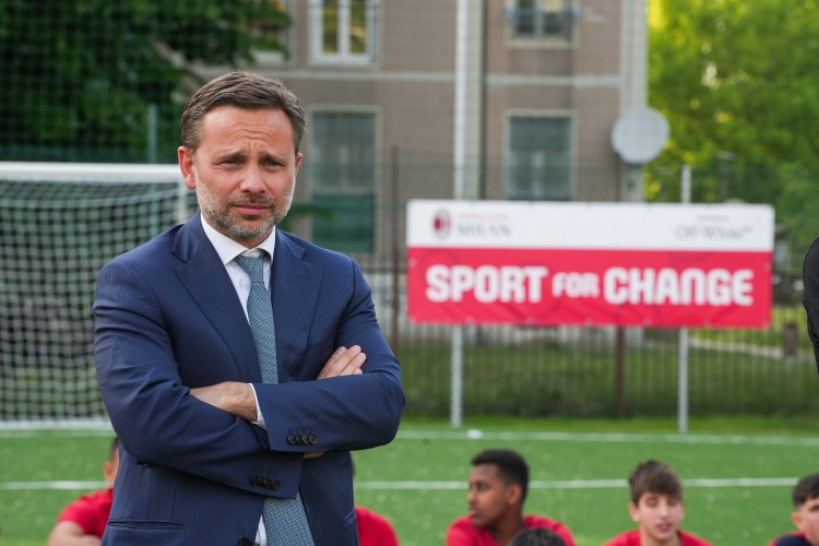 米体：米兰考虑四名新总监人选，挖角博洛尼亚&亚特兰大&那不勒斯