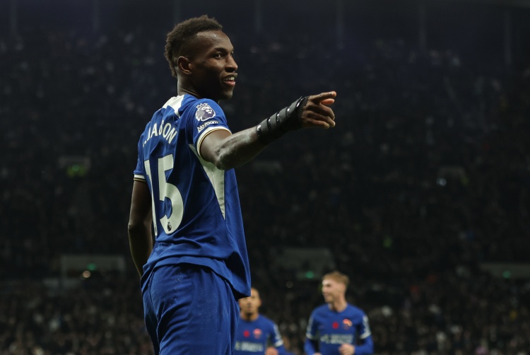 邮报列纽卡伊萨克替代者候选：拉尔森、沃特金斯、穆尼斯、杰克逊