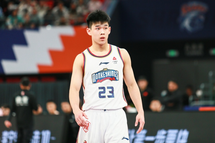 常规赛第43轮最佳阵容：林葳&余嘉豪&洛夫顿&约克&纳纳利